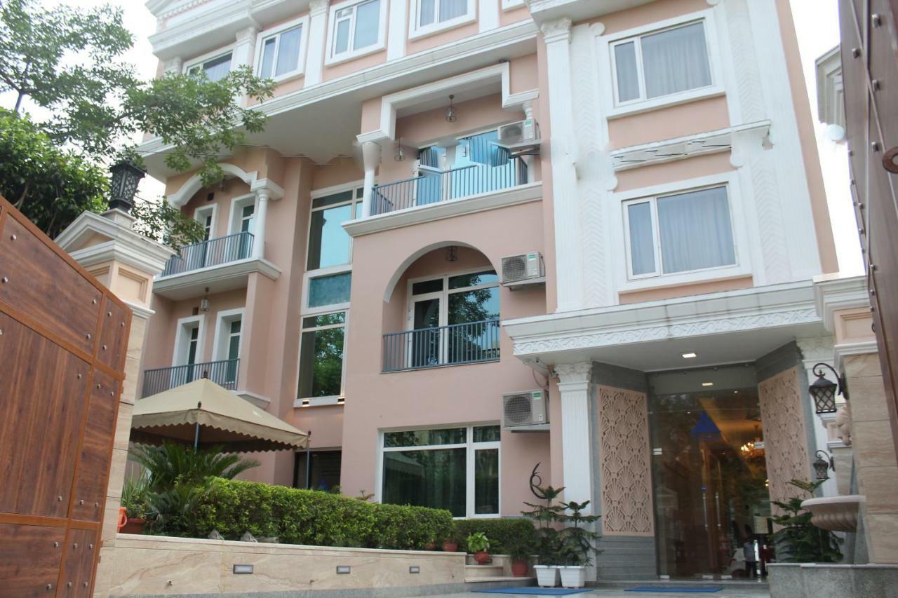 Royal Residence Iffco Chowk Gurgaon Exterior photo